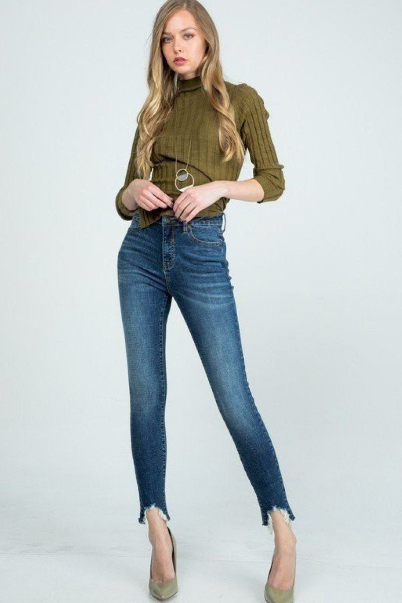 Distressed Bottom Hem Skinny Jeans