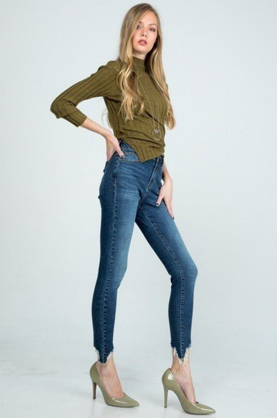 Distressed Bottom Hem Skinny Jeans