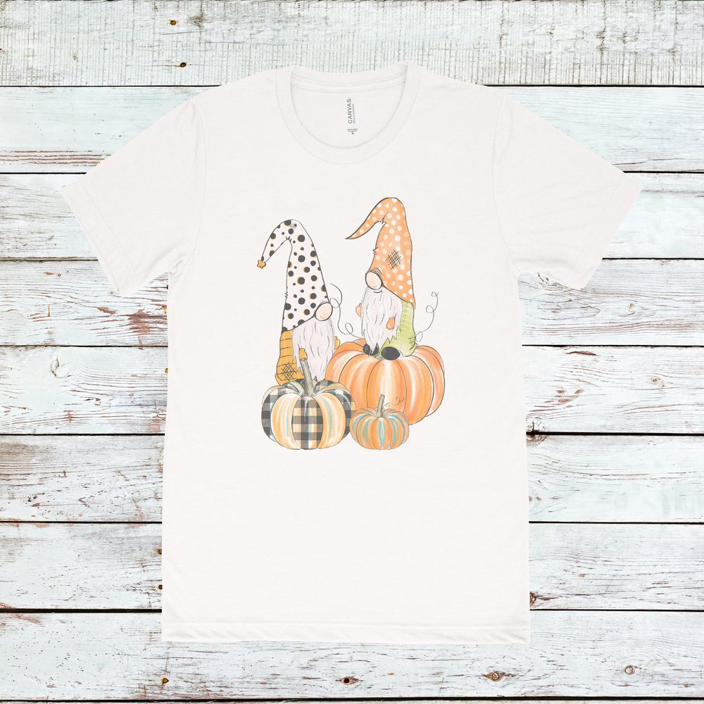Gnomos de outono com camiseta de abóboras